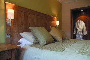 Walton Hall Hotel – Gloucestershire Bed_cushions.jpg