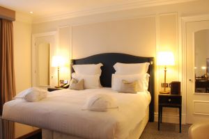 The Waldorf – Adelphi Suite Bed.jpg